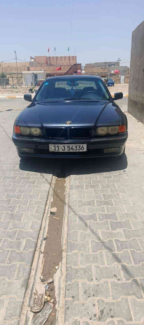 سلام عليكم 
شلونكم اخوتي 
ＢＭＷ. ｅ38
موديل 1995 
خفاش جديده 

كير مكينه خير من الله جديد مشدوده جديده 
صدر جديد 
تخم تاير جديد
دبل جام 
سنويه جديده 
رقم انكليزي ب اسم اخوي 
بيه نواقص بسيطه 
مكاني واسط قضاء الحي 
سعر 68 وبيه مجال بسيط 
***********
