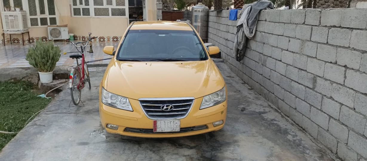سوناتا موديل 2010 محركه 2400
مصفرة من الهيئة والغرامات 
الضربه جاملغ وبنيد مكان السياره ديالى 
للاستفسار الاتصال على الرقم التالي:
***********
