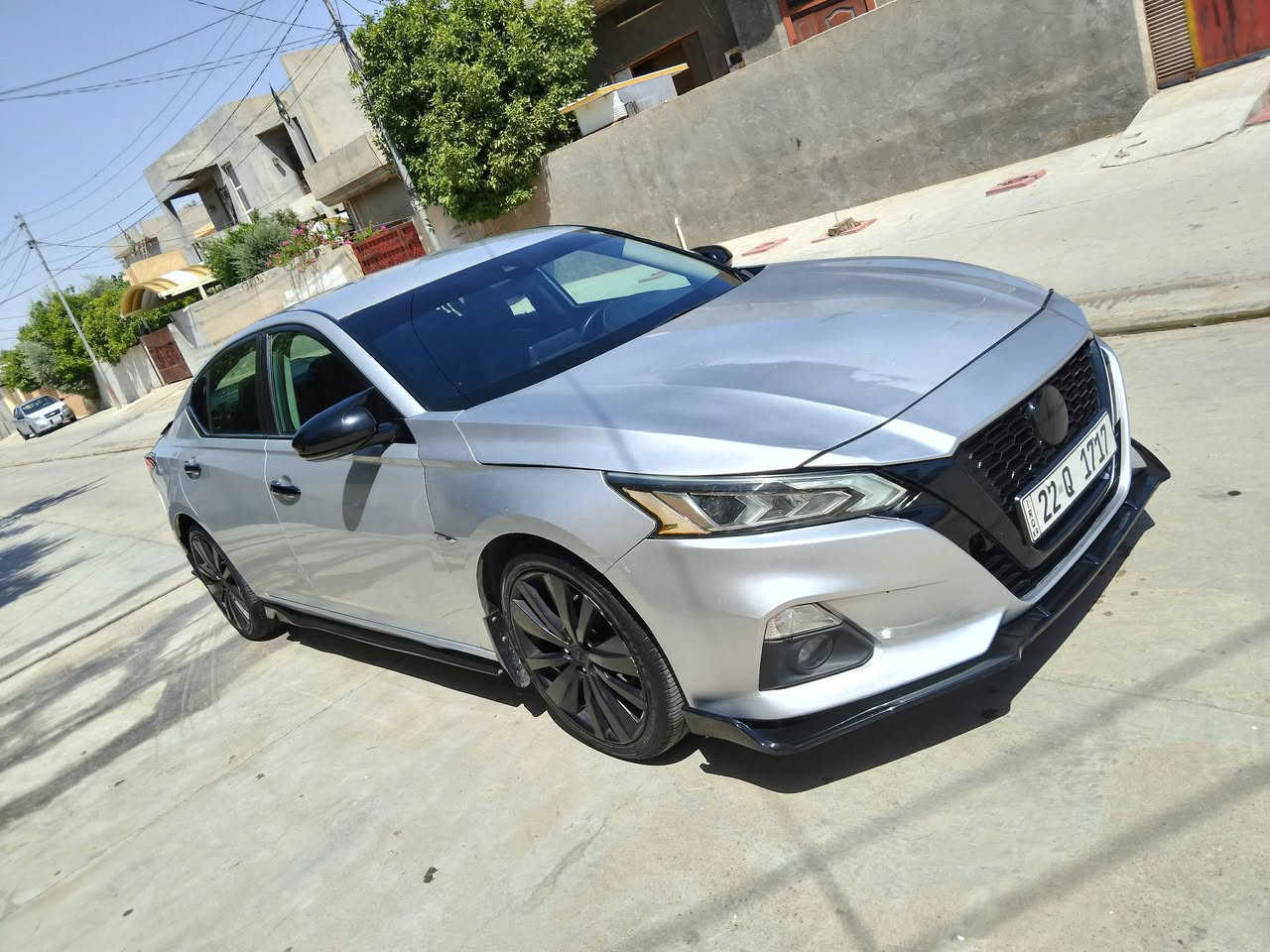 نيسان التيما 2021
وارد امريكي 
مواصفاتSR
محرك 2500
السياره فول رادارات امامي جانبي خلفي 
كشن جلد 
كشن كهرباء 
شفتات ستيرن 
السيارة ماشيه 108
ايرباك دشبول و جوه الاستيرن
السياره بدون دواخل 
السونر مرفق مع الصور 
كير ومكينه بشرط 
الرقم و السنوية جديد
السيارة قطعتين و ربع صبغ 
وقطعتين تبديل بلاد
السياره شرط التحويل 
للاستفسار ***********
العنوان ديالى خانقين 
السعر 128
