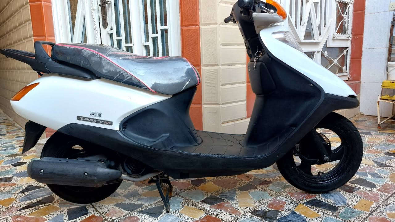 السلامة عليكم
سبيسي ياباني رمبة رمبة يعني كفالة عامة دراجة بلادية 

العنوان /كوت/الزهراء/ ***********/الخاص مغلق
