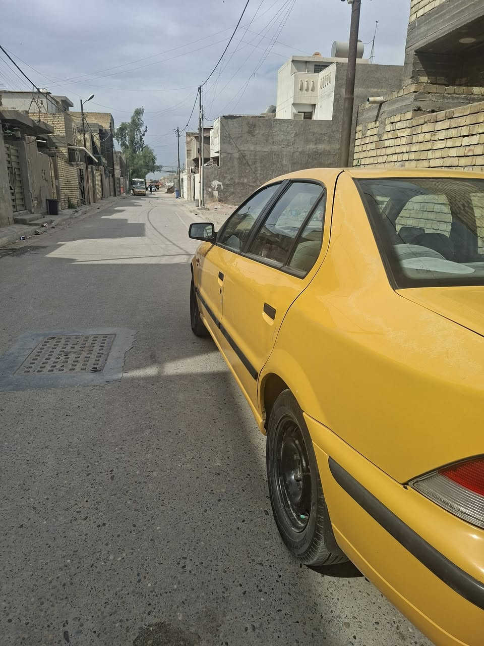 سلام عليكم سمند موديل ١١ مكفوله عده الدوس ودواير الورة فقط كير مكينه خير من الله تبري جديد كهرباياة كله شغالة سنتر لوك السعر 40 》《***********
