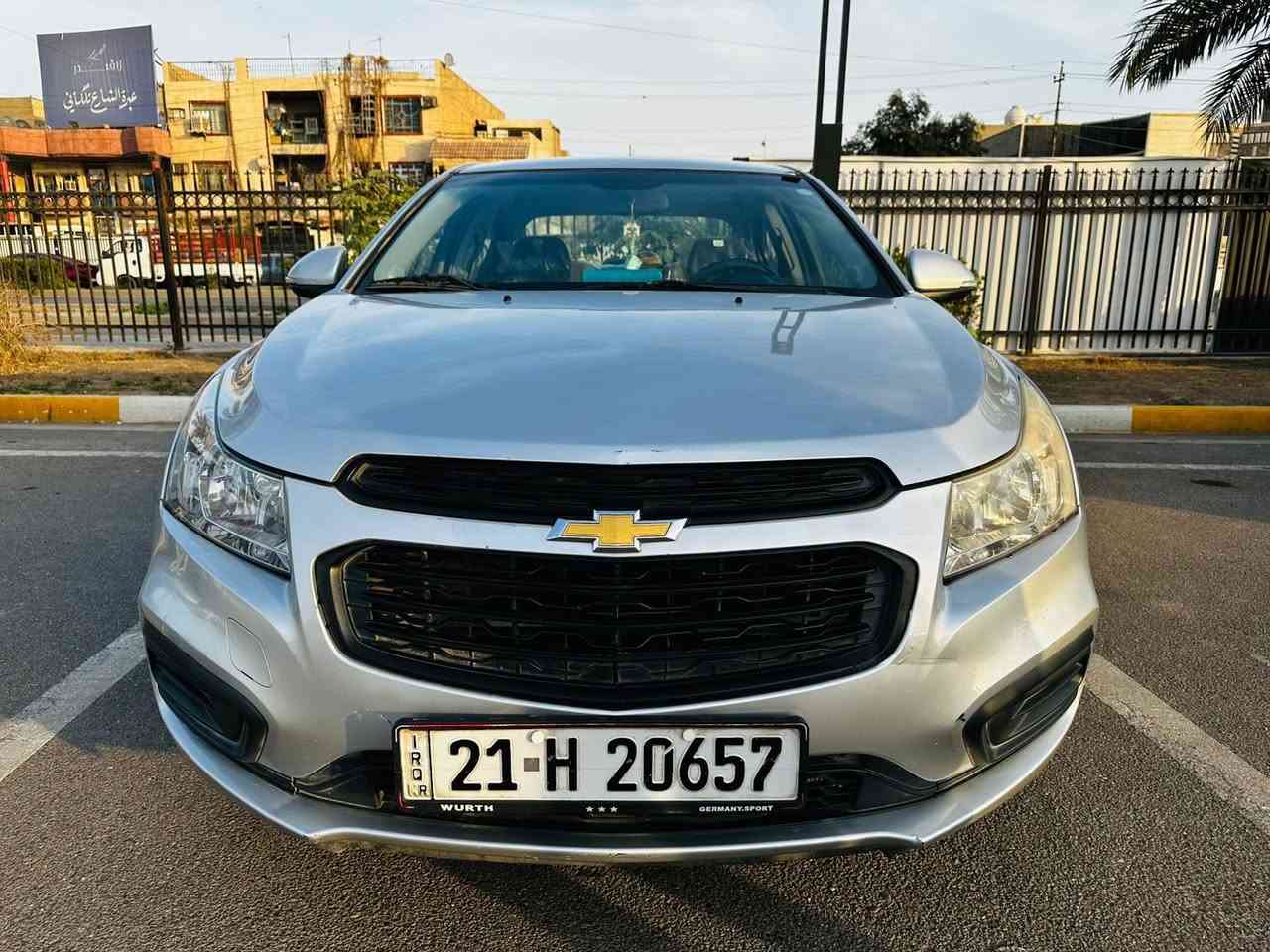 السلام عليكم اخوان ورمضان كريم
شوفرليت كروز مديل 17 خليجي 
بيها قطعه صبغ وحده جاملغ ايمن 
السيارة ماشية 139 كيلو  
مكانها بغداد حي الاعلام 
للمعلومات اتصال او واتساب 
هـ/***********
