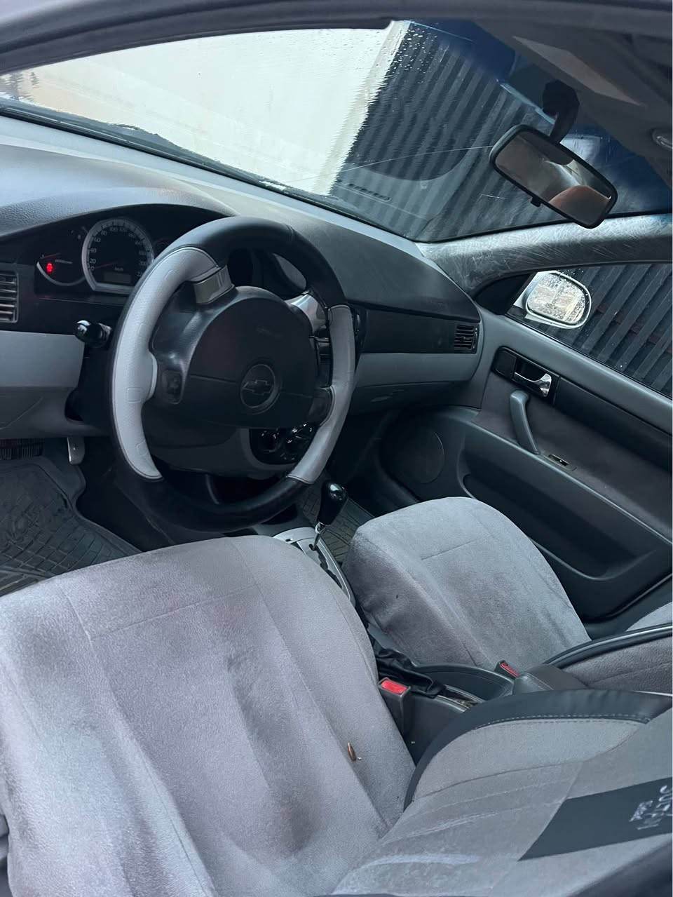 ئوپترا ٢٠٠٨ توماتيك يه ك پارچه ى بوياغه بى ده عم و ليدران چوار تايه ى نوييه مالى دوسته بى ته قه و ره قه يه سه ياره يه كى بى نوقستانيه سعرى ٦٧ وه ره قه و كه ميك مه جال 
***********
*********** بيجي, صلاح الدين
