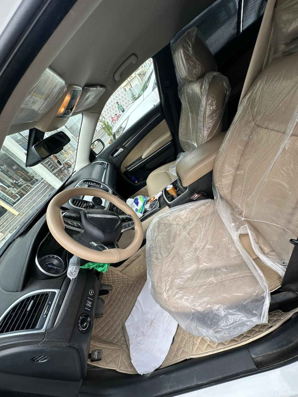 اوباما ٢٠١٨ كفاله ماعده كصه البنيد فقط اربع اصابع متعوره شويه وبيها رشه صبغ 

فور ويل سياره جديده ككلشي جديد سنويه رقم بغداد راعيها موجود سعرها ٢١٥

***********
