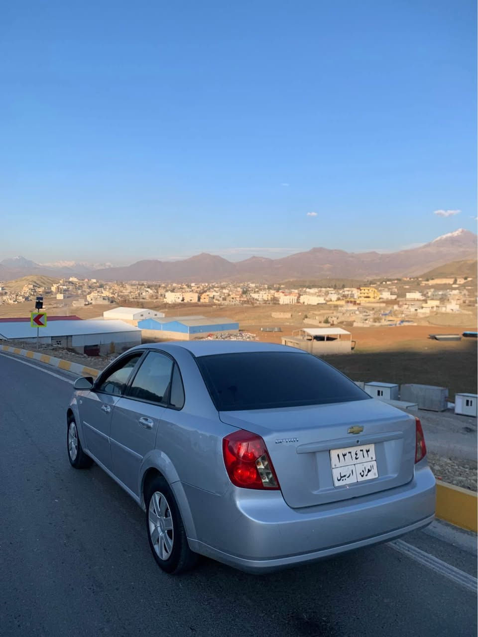 شۆفلێت سوزوکی مۆدیل ٢٠٠٨ رەنگ سلڤەر بێ سبوغە تەنها کەمەک تەزرەی هەیە ٣ شوێنی بچوکی تاعدیلە گێر تۆماتیک 
رەقەم تەلەفۆن:***********
شوێن:سۆران
نرخ:٦٨ مرغصور, أربيل
