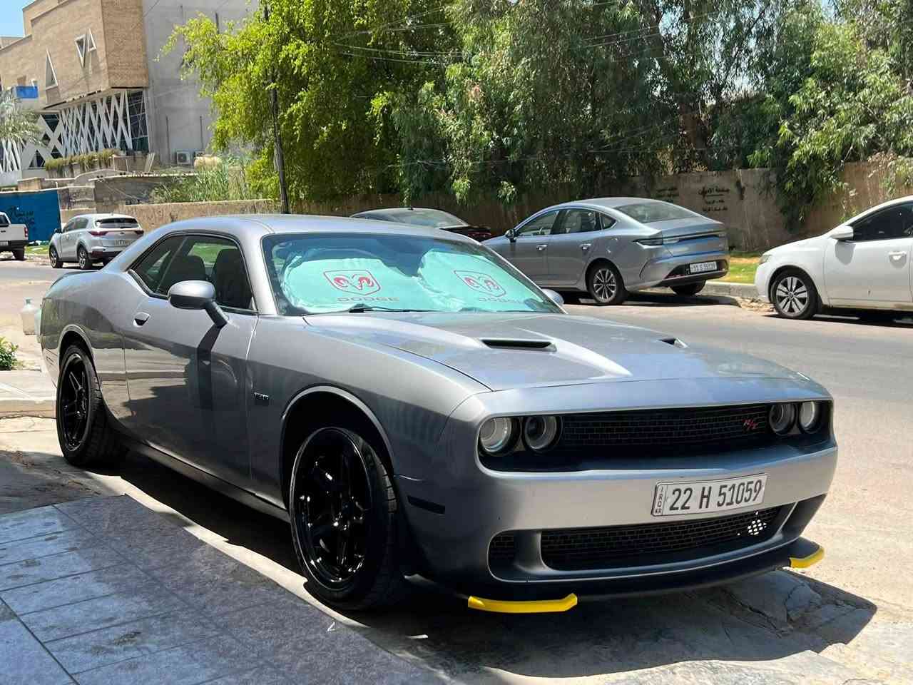 السلام عليكم جالنجر ٢٠١٨ للبيع ارتي مواصفات ماشية ٦٠ حادثها وتفاصيلها كامله مثل  ماموضح بالصور وكلشي واضح السيارة نظيفة ومابيها شي نقص من دهن اصلي وبانزين ومحسن وسوبر فقط  وادامه دورية والسيارة باسمي الشراي يتصل ع الرقم ***********

