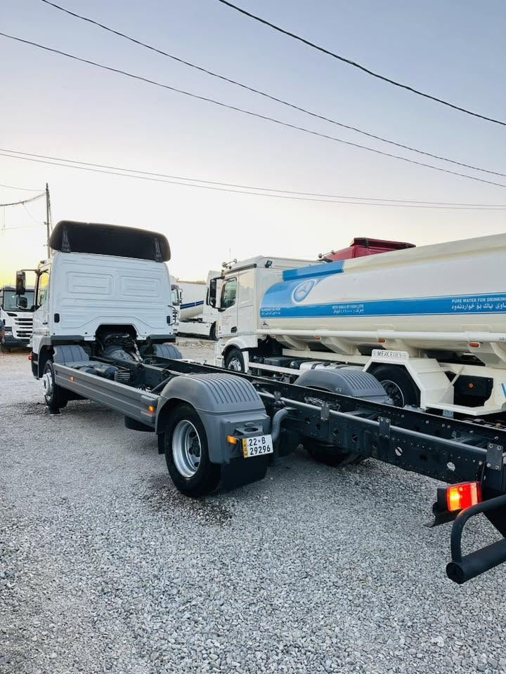 معرض بابل.سليمانية
موديل ( 2012)🇩🇪
حجم  (1224)V6 
ماشية (500km)
طويل (7.25م)🚚
مواصفات (فول)
سنه وية(جديدة)
العنوان سليمانية📍
مكفول كفالة عامة
سيارة لوك جديدة
   السعر (👍)
***********
***********
☎️☎️📞📞

