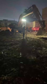 مستعدون لهدم تفليش الدور والبنايات وقطع لبيوت المشتركه + فرش سبيس +حدل...