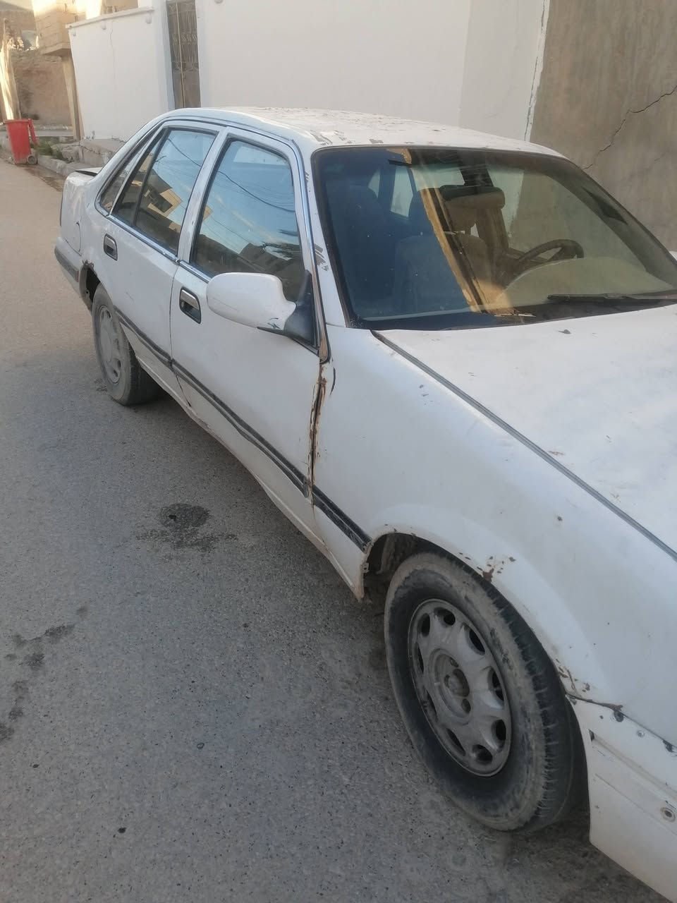 السلام عليكم دايو برنس موديل ١٩٩٥ محرك ١٨٠٠ مفتوح  كير اوتو للبيع فقط بيها كازكيت فقط ب ١٨ و بيها مجال للتواصل *********** مسجله الماتي باسم واحد من الديره سنويه نافذه
