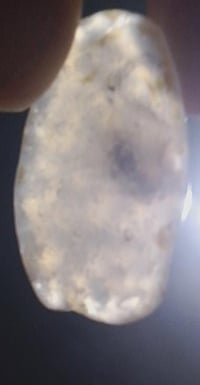 حجر ماس طبيعي • صورة فلاش • واتساب