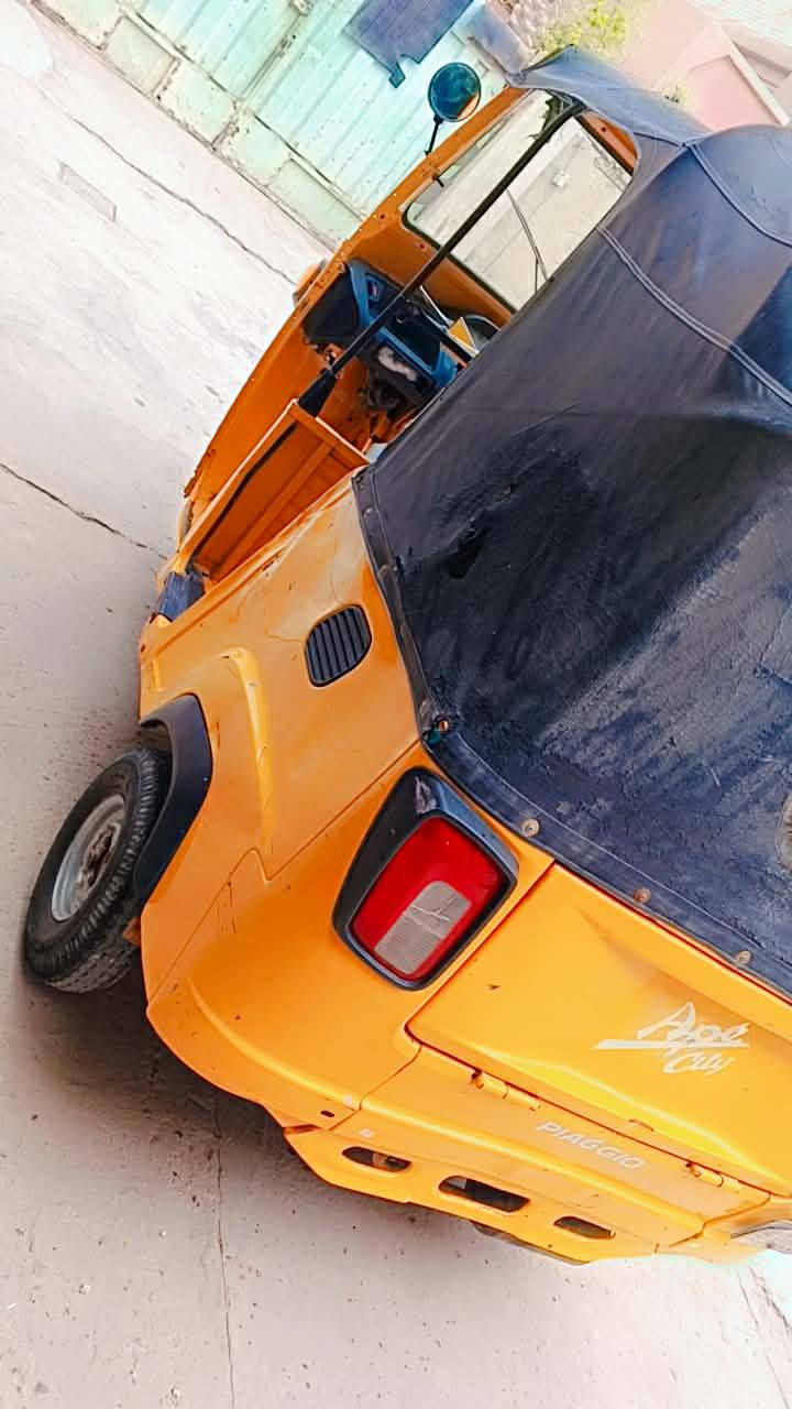 ابياجو موديل 20 ابلاديه أوراق كاملة للبيع سعرخاص بابل الاسكندريه ***********
