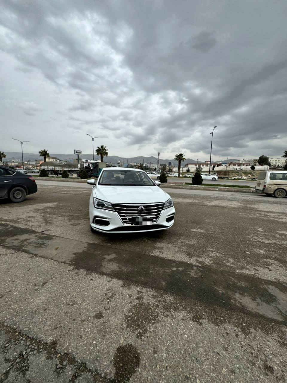 بەناوی خوا
  تکایە هەمووزانیارییەکانم نوسیوە بێ کەم وکوڕی
***********_***********
ئۆتۆمبێلی جۆری MG5ستانداردپڵاس موديل 2024 
  تەنها18هەزارکم ڕۆیشتوو کامل سێرڤسی شەریکەیە
 سەیارەکەبێ بۆیاغەدوو جێ ساردی هەیە
  (شار سلێمانی) بۆنرخ پەیوەندی بکە لەخزمەتام
***********_*********** السليمانية, العراق
