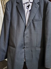 اخوان عندي ملابس زايدة المحتاج في سبيل الله  يراسلني خاص 07733678818 أ...