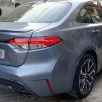 شباب عندي كورلا للبيع موديل 2020 فئة se محرك 2000 وارد امريكي حادثهة ب...