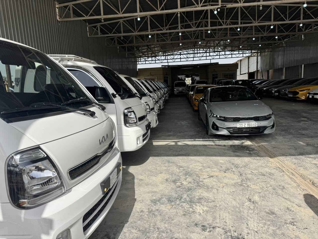 يعلن معرض سيد حسام الشرفي عن وصول وجبه من السيارات الكيا البنكو اعداد متوفره
              
                          (زورونه ستجدون كل ماهوه جديد📦)

فحل 2024غاز بلادي فول وربع بصمه داخل كرميدي مكفول كفاله عامه
كيا بنكو 2023و2024غاز و كاز فول مواصفات اعداد خير من الله
📍المكان بابل الشوملي قرب السيطره 
الاستفسار ‭٠٧٧٤ ٨٤٥ ٥٦٢٥‬
