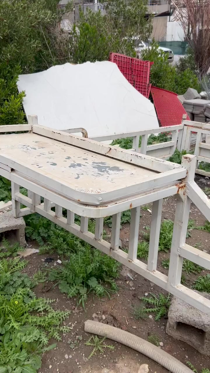 جەمجە نیسان  4 قولاب  بۆفرۆشتن 

***********

***********
