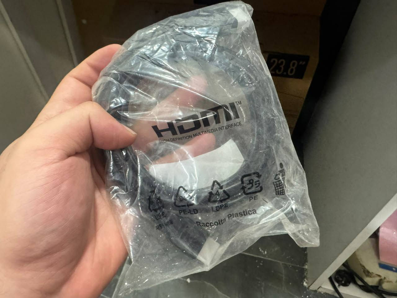 السلام عليكم
شاشة msi حجم 24 / ips / 180Hz
استجابة 1ms
و يو بي اس tiger 1500va اوفلاين
وية كامل ملحقاتهن بـ250 الف
توصيل بغداد فقط - مكاني الغزالية
للتواصل واتساب : ***********
