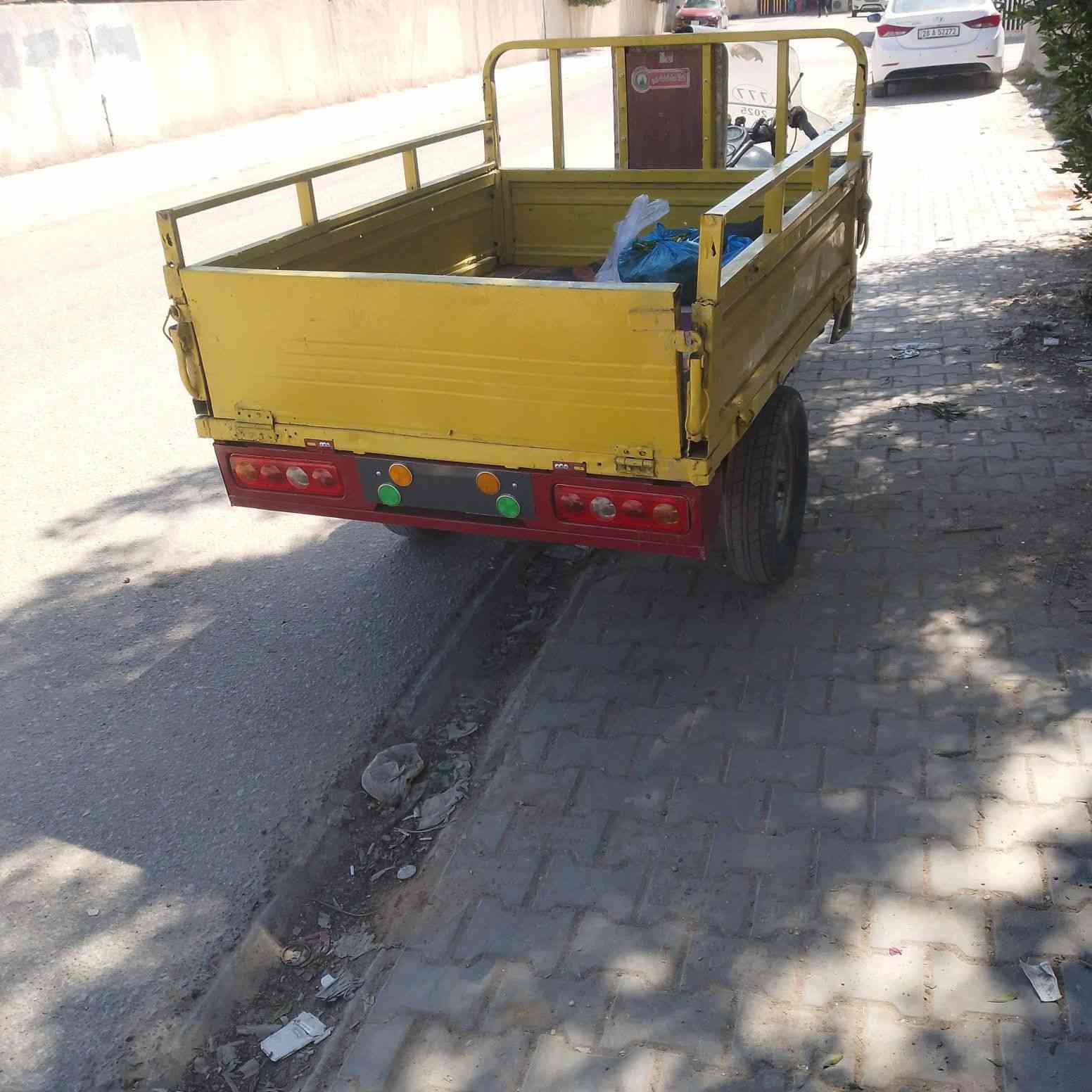 مراوس فقط بالجمرة ......
كلك جاهزة كهرباء و دبلات جدد وكالة 
محرك مجفت و مبدل كلجات و ماكنيت 
شاص و ركبة ما بيها لحيم ......
ستوتة مال شغل ....
العنده مراوس يراسلني خاص ....


**إذا كنت صاحب هذا الإعلان وتريد حذفه لأي سبب، رجاءا أرسل رسالة إلى الدعم الفني**