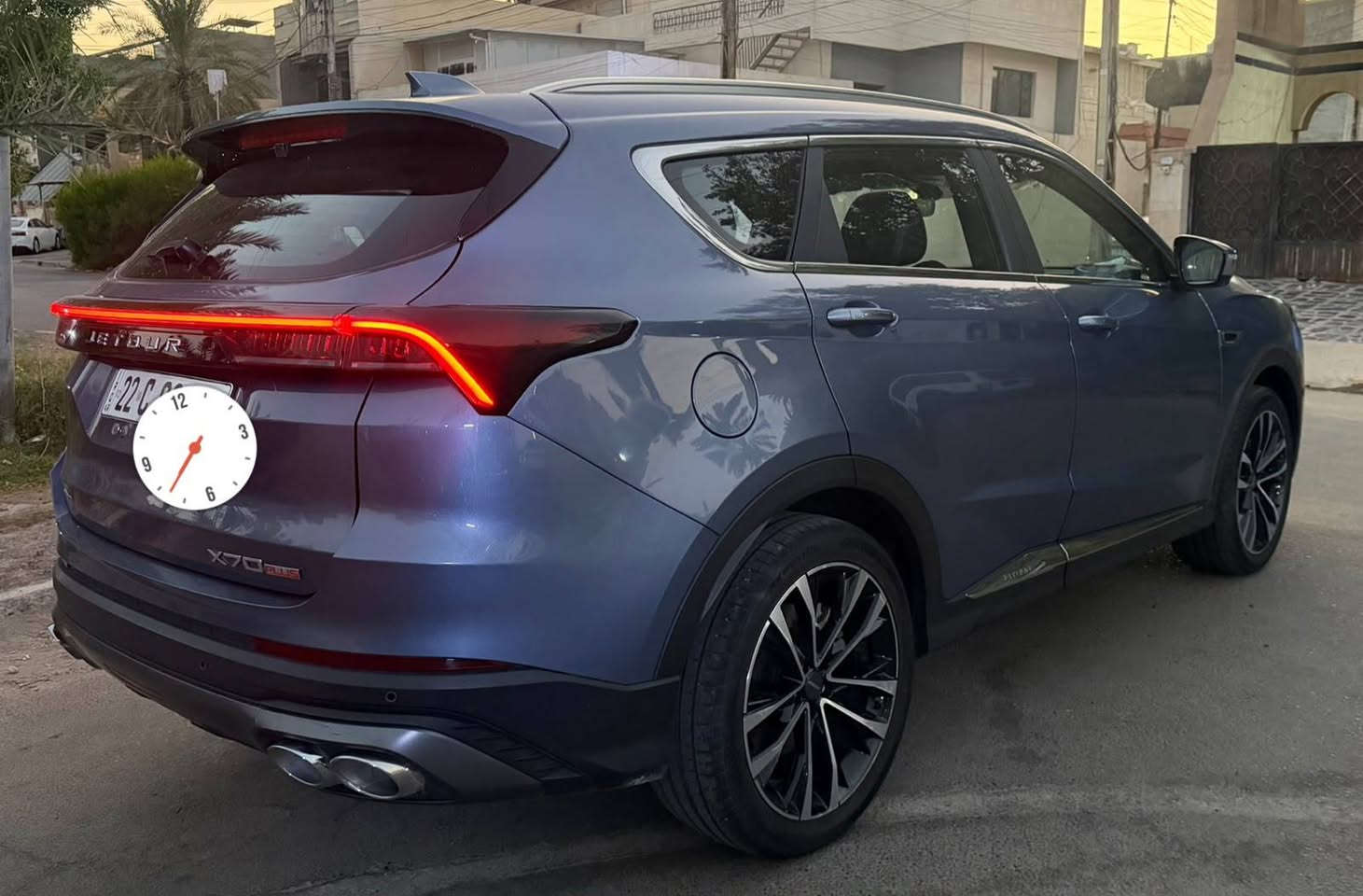 السلام عليكم للبيع فقط
جيتور X70 بلس  موديل ٢٠٢٤ 
٧ راكب داخل احمر بلادي  محرك ١٦٠٠ فول مواصفات لاكجري وكالة هارلم  رقم شمالي
نظيفه جدا ع ادينه من الوكاله ماشيه ٥٣ الف كيلو متر بيها ضمان ١٠ سنوات 
سياره مكفوله من الصبغ والتبديل والرصعه مكفوله كفاله عامه
سعر ١٦٣ ورقه وبيها مجال
بغداد العامريه
***********
