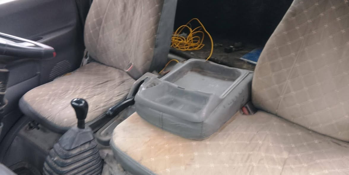 كيا فونتيره للبيع موديل ١٩٩٨ رقم بغداد انكليزي  بسمي سنويه ل٢٧ مكفوله كير مكينه حداديه باتري جديد خير من الله مال جناي السعر ٥٥ مكاني بابل قرب سيطره الاثار 
‏‪***********‬‏
