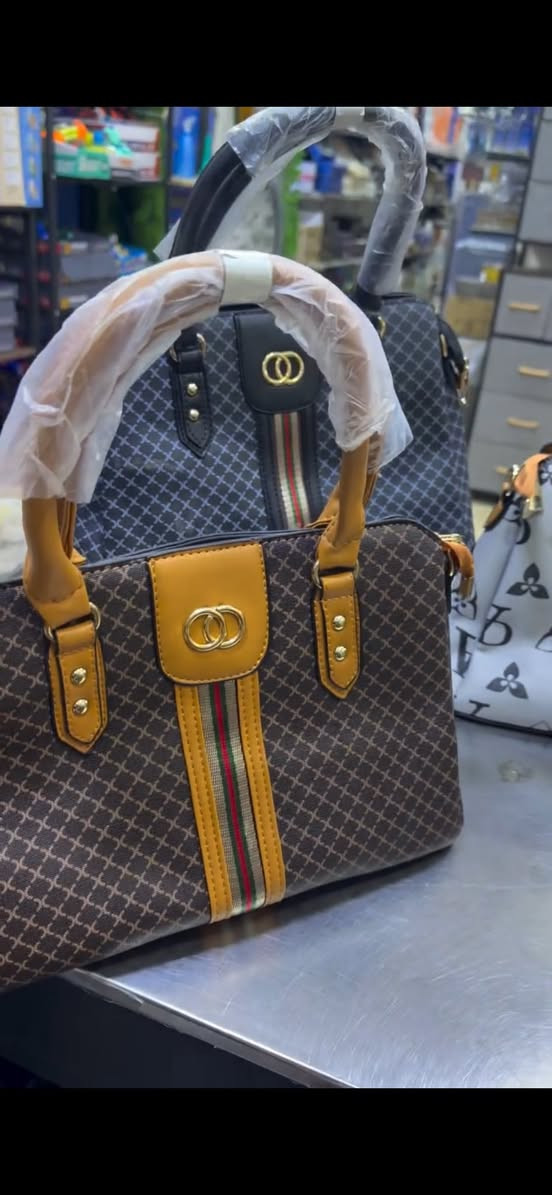 جنط درجة اولى جلد وزنها ثكيل تنباع ب ٢٠ و ٢٥
١٥ مع توصيل


**إذا كنت صاحب هذا الإعلان وتريد حذفه لأي سبب، رجاءا أرسل رسالة إلى الدعم الفني**