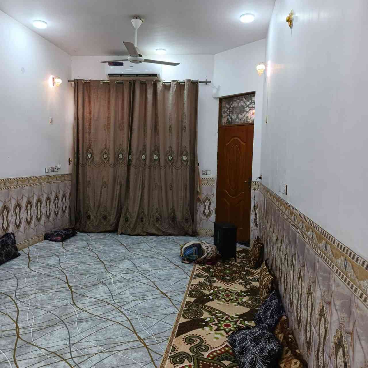 دار سكن للبيع
العنوان حي الزهراء ثانيه مجاور العلوة القديمه علئ تبليط جديد طابو صرف مساحه 200 
التفاصيل
ستقبال
غرف نوم 2
وصاله
ومطبخ حار وبارد
حمامات عدد3
ولاستفسار علئ ***********
***********
غير متواجد ع فيس مكلف بل نشر
