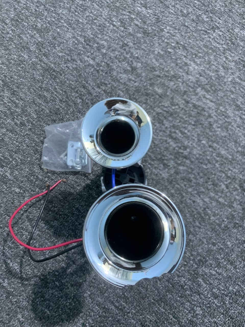 هورن سيارة V12السعر 20 مع التوصيل


**إذا كنت صاحب هذا الإعلان وتريد حذفه لأي سبب، رجاءا أرسل رسالة إلى الدعم الفني**