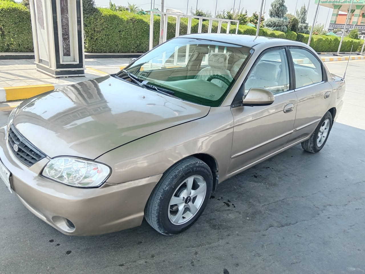 السلام عليكم كيه سبكتره للبيع موديل 2002 رقم بغداد  سنويه ل 27 شرط التحويل كير اوتو مكينه 2000 مكينه وگير مكفولات منضومت تبريد جديده شرط ثلج تخم تاير جديد مكفولة كفالة من الضربة شواصي ولغد وداخل فقط صبغ  للجماليه سياره مال جناي السعر 48 مكاني واسط الصويرة  ***********
