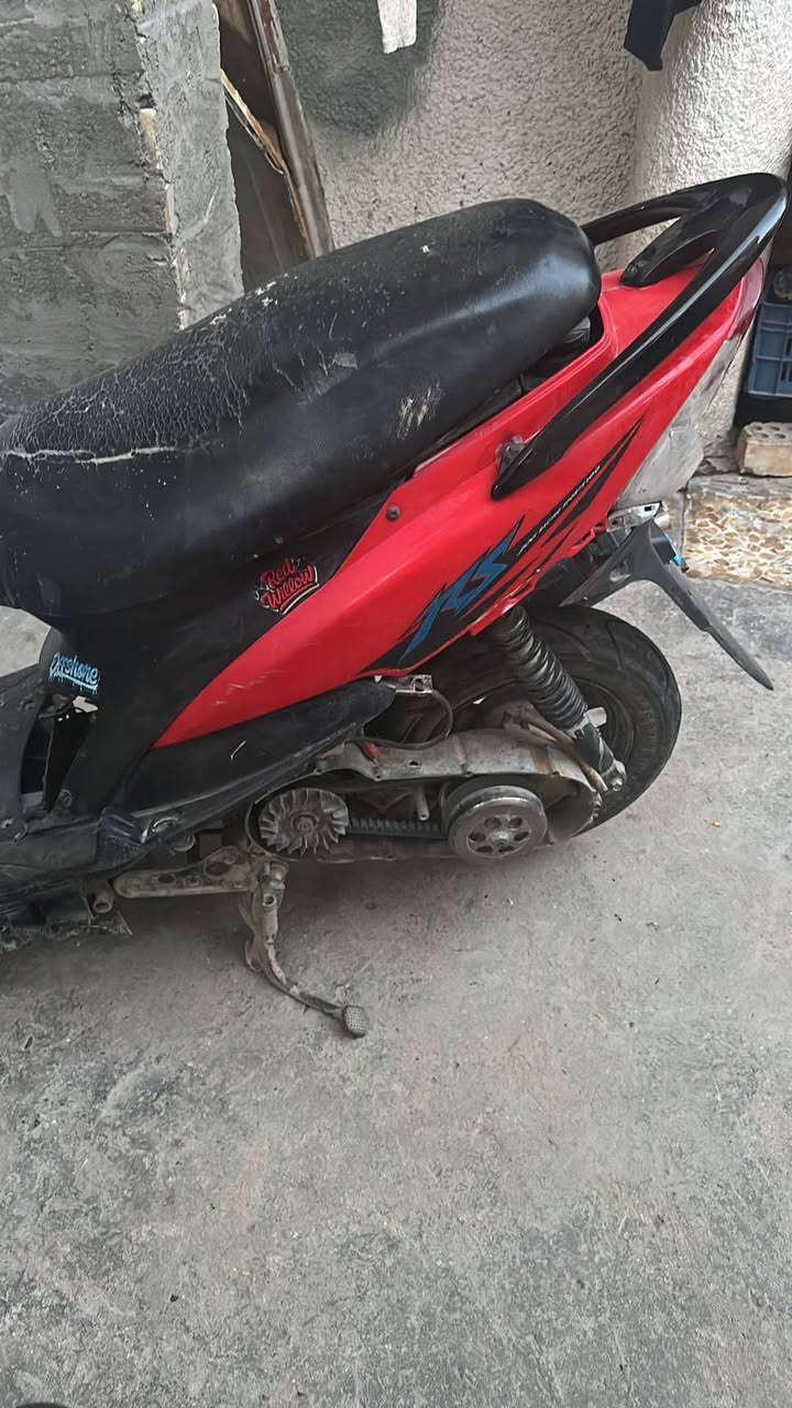 للبيع عدله طافيه سعرها 210 مكان بغداد بلديات ***********
