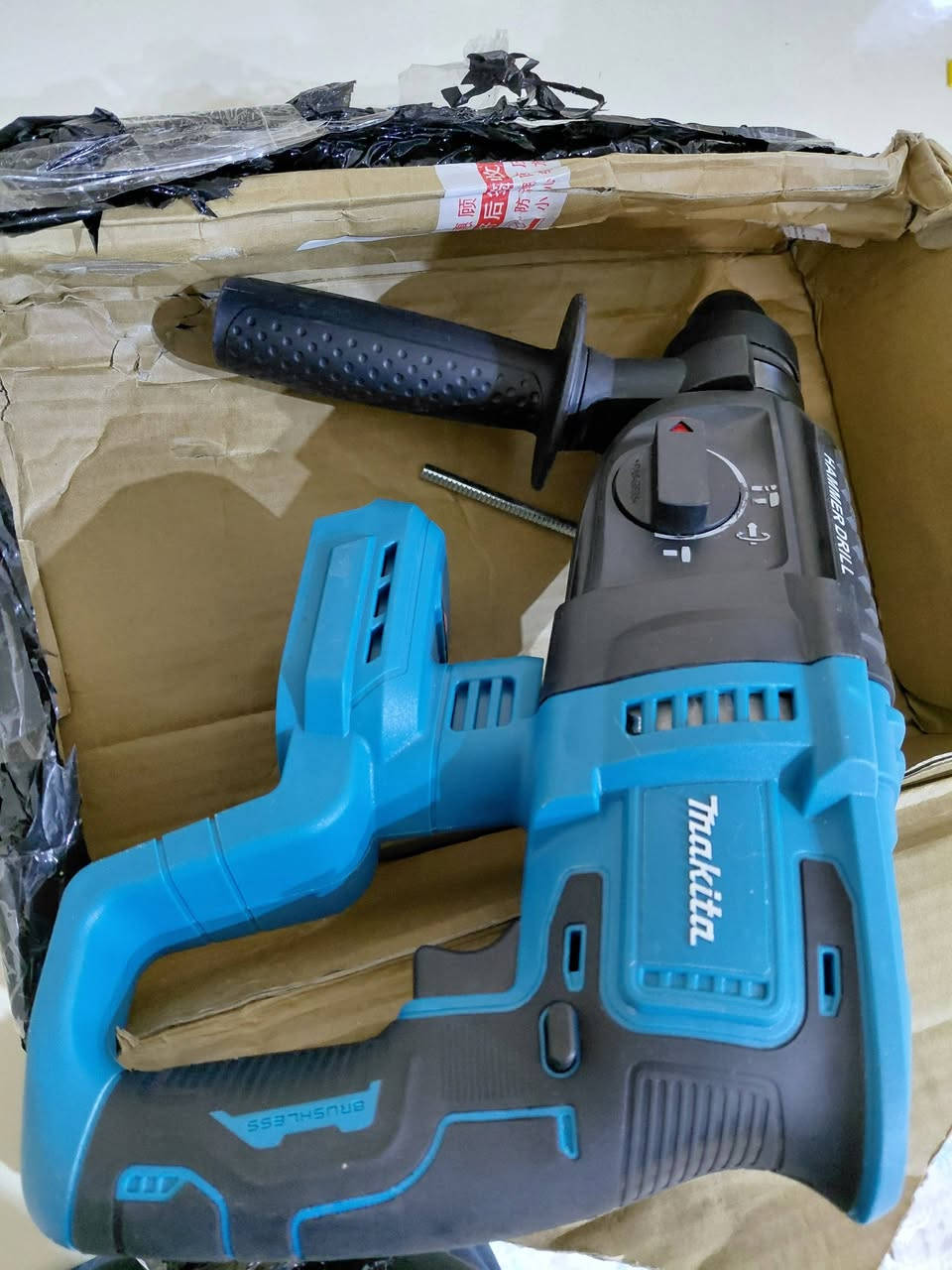 دريل همر ماكيتا باله امزون ٤٠ الف


**إذا كنت صاحب هذا الإعلان وتريد حذفه لأي سبب، رجاءا أرسل رسالة إلى الدعم الفني**