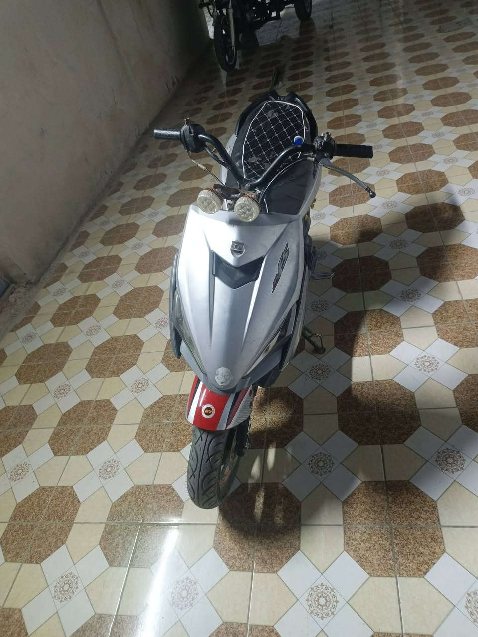 سلام عليكم  دراجه البيع دراجه  نضيفه بعد  وياه  قراض  
مكاني البصره قضاء الدير النشوة   سعر خاص ***********
