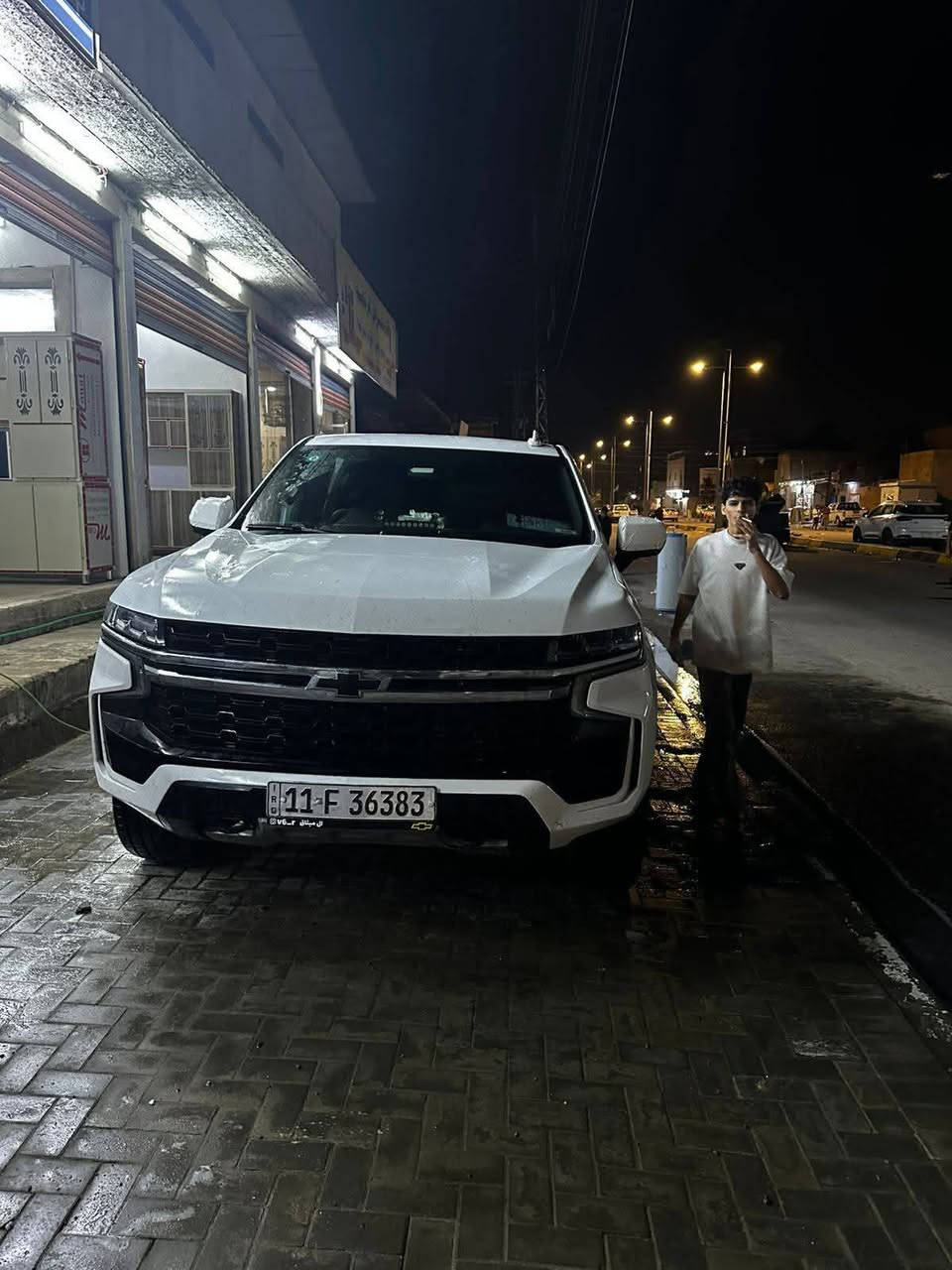 السلام عليكم شباب تاهو 22 بوليسي اصل سياره حادث بسيط بدون دواخل سعر 340 فيها مجال كلش بسيط السياره الجديده ماشيه 70 وسعرها ببلاش كانوا بغداد مدينه الصدر ***********
