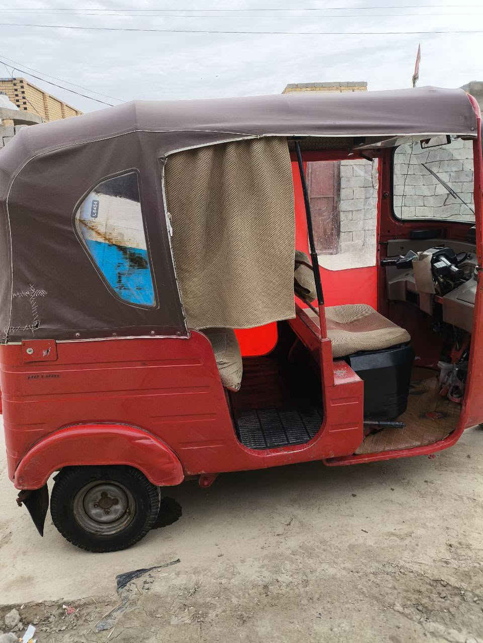 سلام عليكم
تكتك 2019للبيع رقم  تكتك نضيفه ماناقصه شي 

السعر 4او 600قفل ✅

للستفسار ***********
