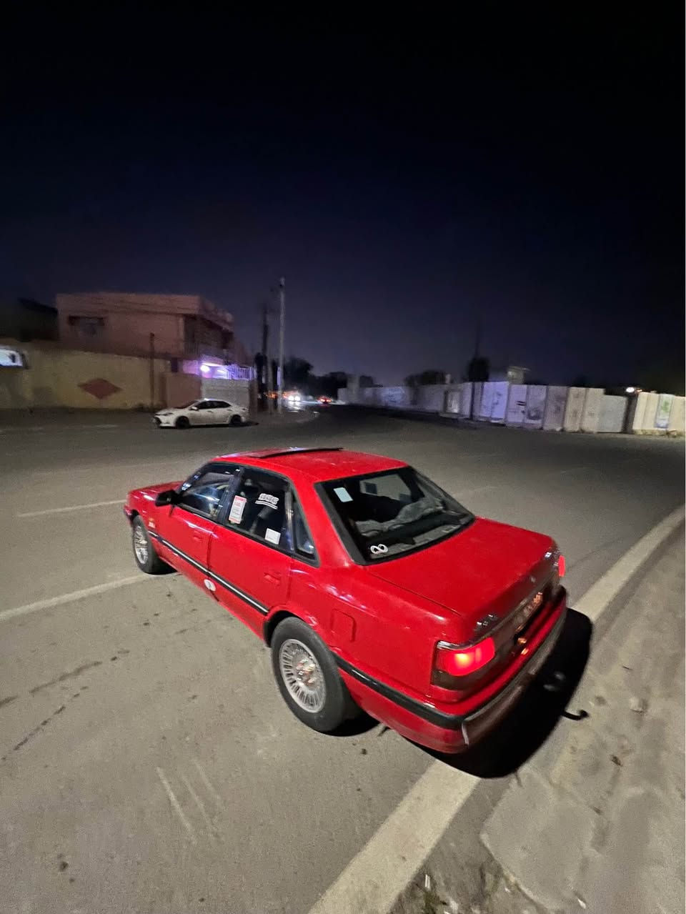 سلامو عيلكم مازدا626موديل1991محرك8وبخ سياره بدون ضرر سبوغ عام جمالييه سنويه منهي قبل1سنا بسمي شرتت وكاله و تحويل بيها كوبون بنزين؛سعر(42)بيها مجال بسيت ***********مكاني كركووك كركوك, العراق
