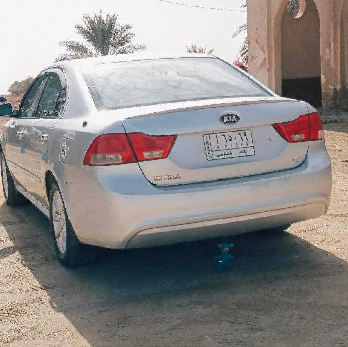 اللهم صلي ع محمد ول محمد
اوبتيما للبيع موديل 9 خليجي رقم بغداد لون سلفر
 بيه قطعتين تبديل مال كصه اصلي   مكينته 2000 دوش شرط مامفتوحه
 حداديه جديده تخم تاير بل باكيت دواخل لونين 
تبريد شغال   سياره احلئ  من صور بعد   مكاني السماوه   رقم ***********
