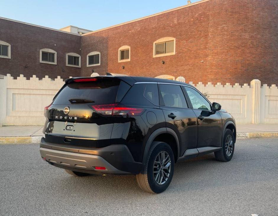 نيسان روج 2023
مواصفات S
السياره بدون صبغ

موصفاتها :
بصمة
شاشة
تبريد مركزي
هاند بريكبصمة
 و خمس انظمه للقيادة

كير ماوس
رادارات 360°
لايت زينون
لايت ليد امامي خلفي
تحديد المسار
تحديد السرعة
اتوبريك امامي
اوتوبريك خلفي
حساسات خلفية
قطة العمياء
بيها هواي مواصفات
العنوان : اربيل عنكاوا او موصل بعشيقة
سعرها 163
واتساب
‭0751 135 2870
*********** واتساب
***********
