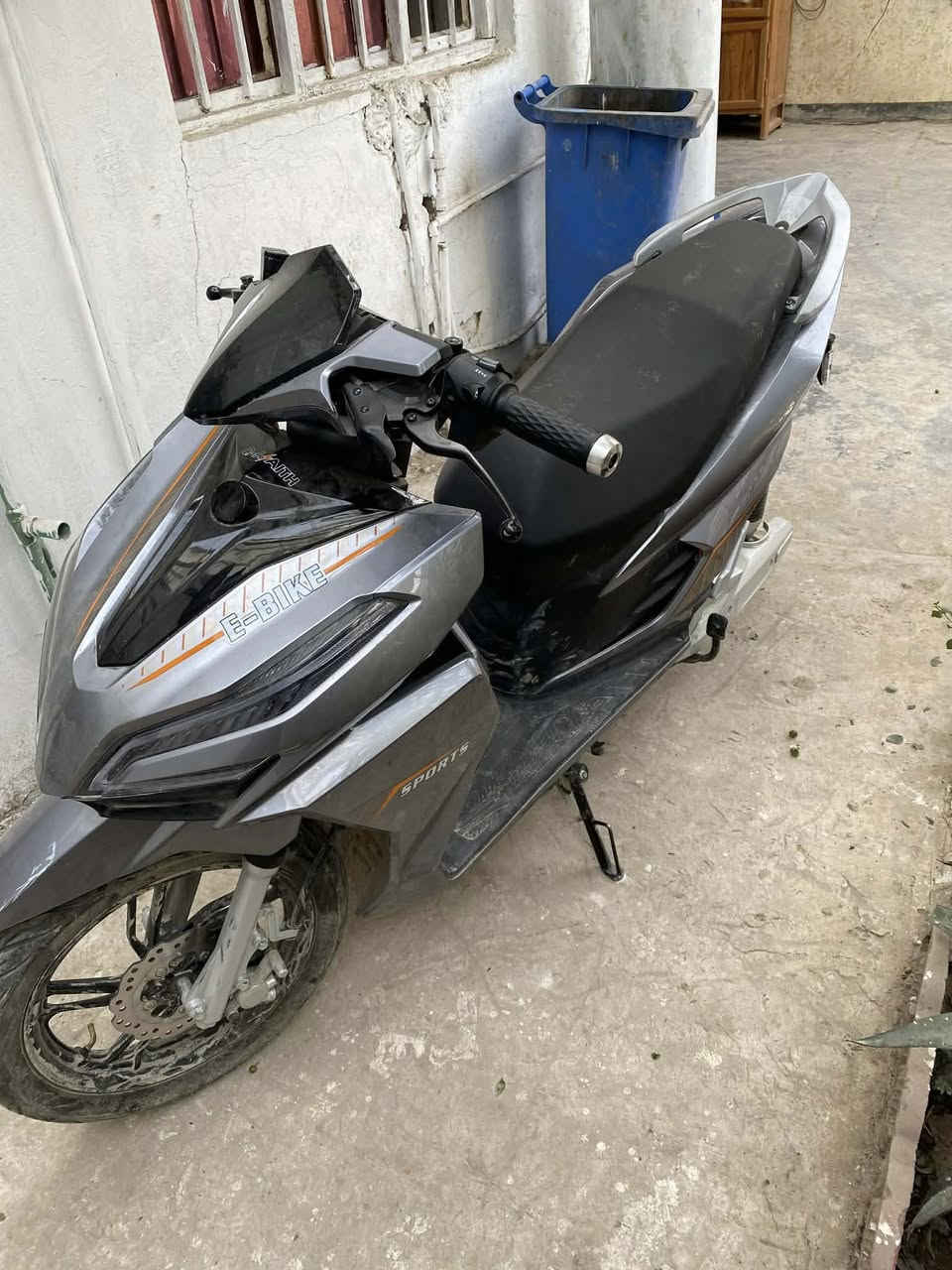 السلام عليكم دراجة شحن للبيع نظيفة مكاني الشعلة جكوك *********** مراسلة
