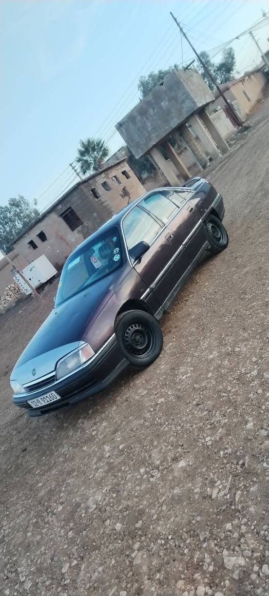 اوبل اوميكا 1993
حجم 20 محرك 20 فول عادي 
رقم نينوى مسطره جديد
سنويه 2029 تنتهي 
للبيع او مراوس بفكتره
السعر 37بي مجال شي قليل 
#***********
