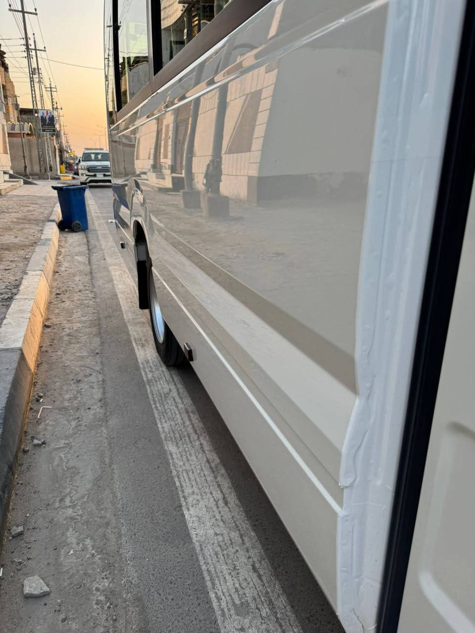 السلام عليكم كوستر موديل 2020كفاله عامه رقم الهاتف ***********
