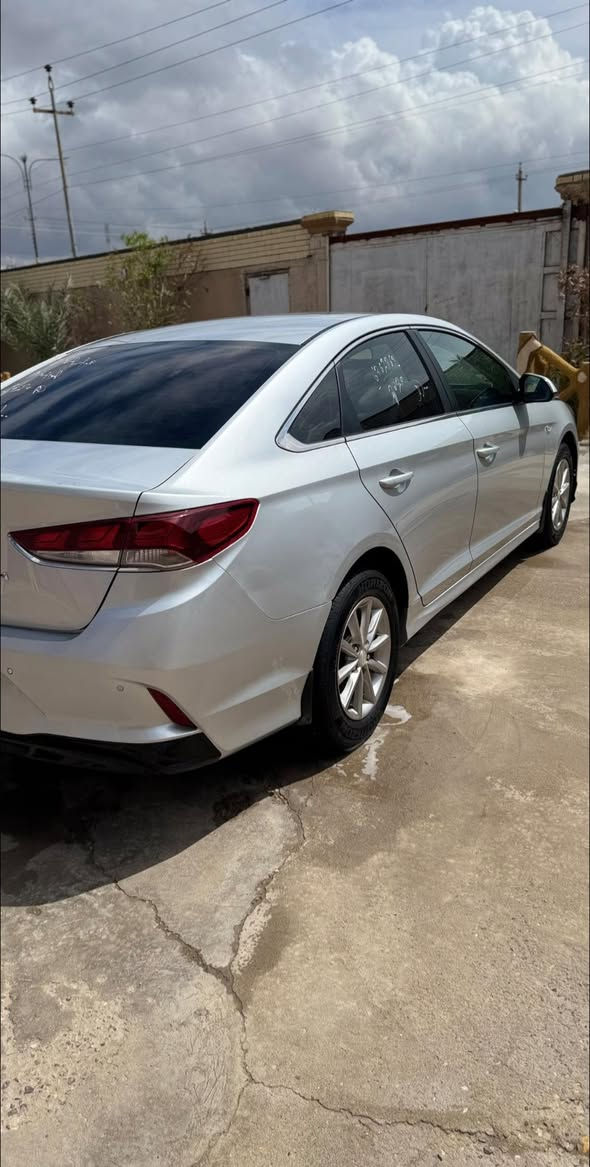 سلام عليكم سوناتا موديل٢٠٢٠رقم ربيل سنويه مجددد تحويل ثاني يوم تريد وكاله تريد تحويل سيارة جاهزه من كلشي كير مكينه حداديه تخم تاير مكينه٢٠٠٠دوش سياره جاهزه لخير سعر ١٥٥مكان سيارة البصرة ***********
