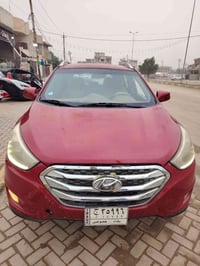 توسان 2010  وارد امريكي  حادثه جاملغ امامي اليمنه  السعر 115  وبيه مجا...