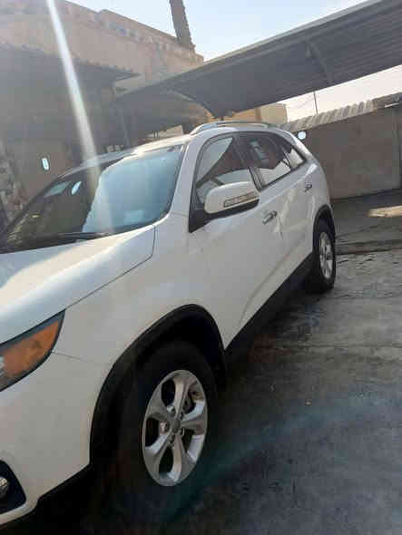 سورنتو 2012 بغداد خليجي فول بدون فتحه 7راكب تبريد 3 قطع محرك 2400 مصبوغة صفحه كلير  أثر شخط السعر 155وبيه مجال 
الرقم ***********
العنوان بغداد التاجي
