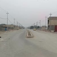 قطعه ارض للبيع نهايت الوسط مساحه200متر مربع ثالث قطعه ع شارع العام للا...