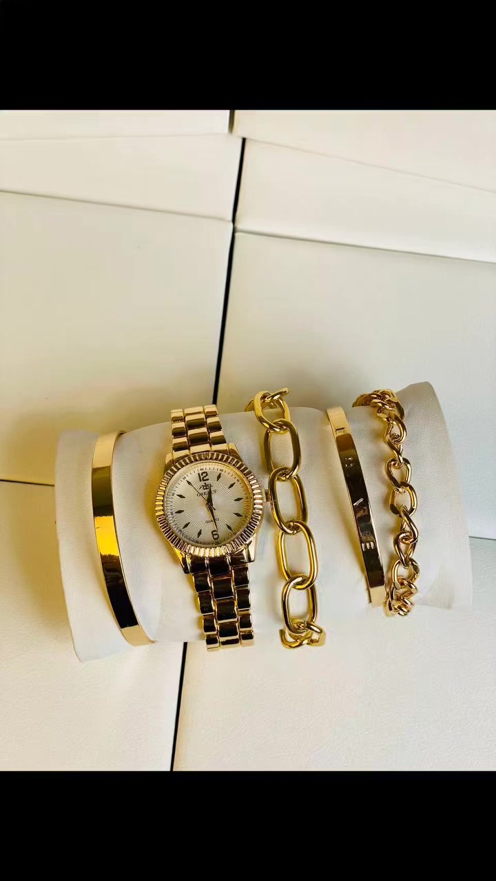 جديدنا مميز💋
♥️سيت اكسسوار♥️

بوكس 🎁 سيت ساعة نسائي
اللون ذهبي يحتوي على. 
ساعة * و سوارات عدد 4  *  طلاء ثابت 💯🔥
بوكس نسائي نازك ♥️
مع علبه خاصه ومميزة

مميزات البكج. 
✅ماكنة ياباني
✅طلاء ثابت
✅ضد الماء
✅ضد الخدش 

سعر البوكس للحجز ولاستفسار للخاص @الجميع
🚘 يوجد خدمه توصيل لجميع محافظات العراق


**إذا كنت صاحب هذا الإعلان وتريد حذفه لأي سبب، رجاءا أرسل رسالة إلى الدعم الفني**