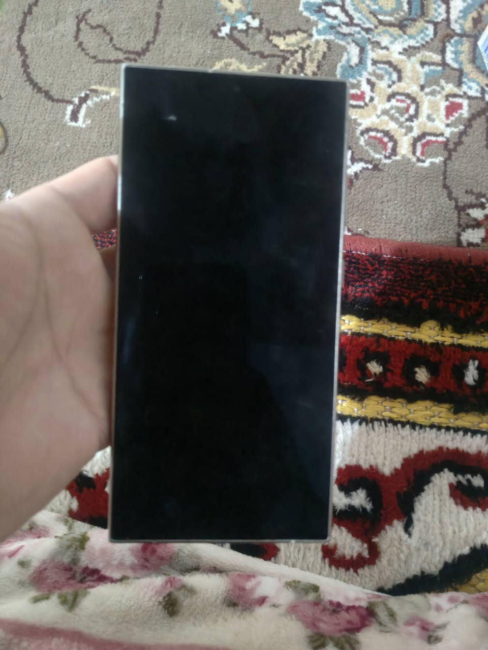 السلام عليكم الترا 24 نظافه 98% عنواني كربلاء الابراهيميه مقابيل مطعم الزهور ذهابل اتصل على هذا الرقم وها السعر 1,200 بمجال شي بس اللي يشتري يخابر***********..
