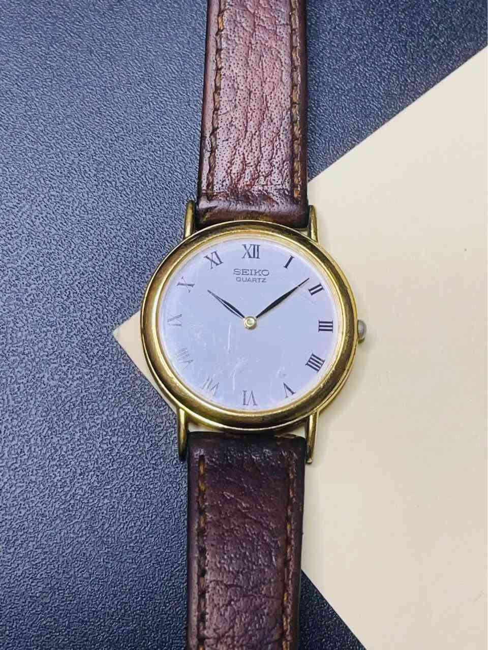 Seiko Quartz
الرقم التسلسلي: 700-6K30 80 YS.
تاريخ صنع الساعة يعود إلى فترة الثمانينيات.
القطر ٣٠ من عدى البوك ترهم رجالي نسائي
السعر ٣٠ الف بغداد, العراق


**إذا كنت صاحب هذا الإعلان وتريد حذفه لأي سبب، رجاءا أرسل رسالة إلى الدعم الفني**