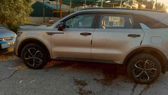 سورنتو وارد فول مواصفات واحد على واحد
مكفوله 
عدا جاملغ خلفي ضرر بسيط سطحي 
السعر 
209
تلفون 
***********0
