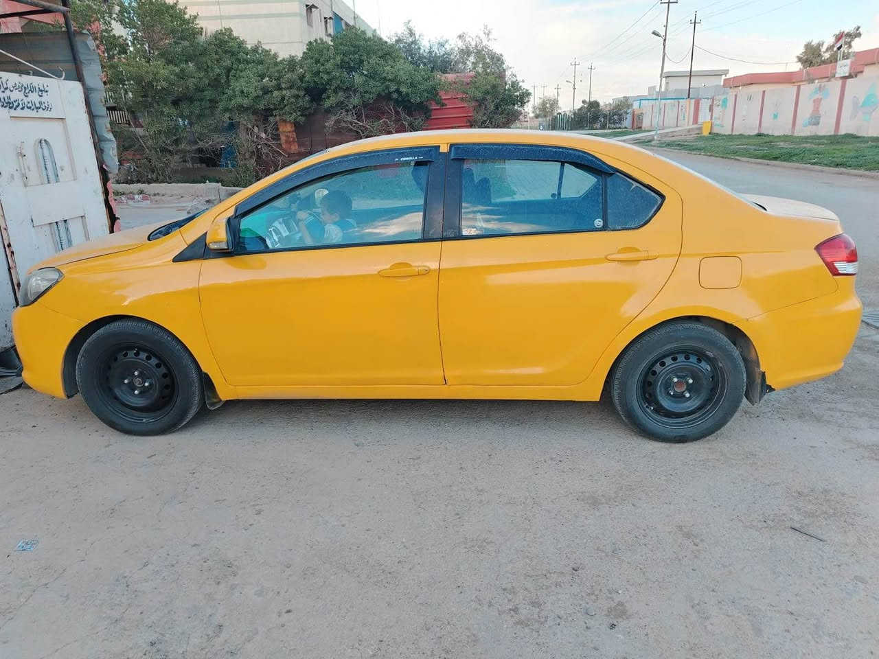 كرتويل موديل 2012 رقم بغداد مشروع وطني محرك يارس بدون ظربه بس طصفيات بيهه دفتر بنزين بيهه رقم موبايل ***********عنوان كركوك سعر 53 بيهه مجال كركوك, العراق
