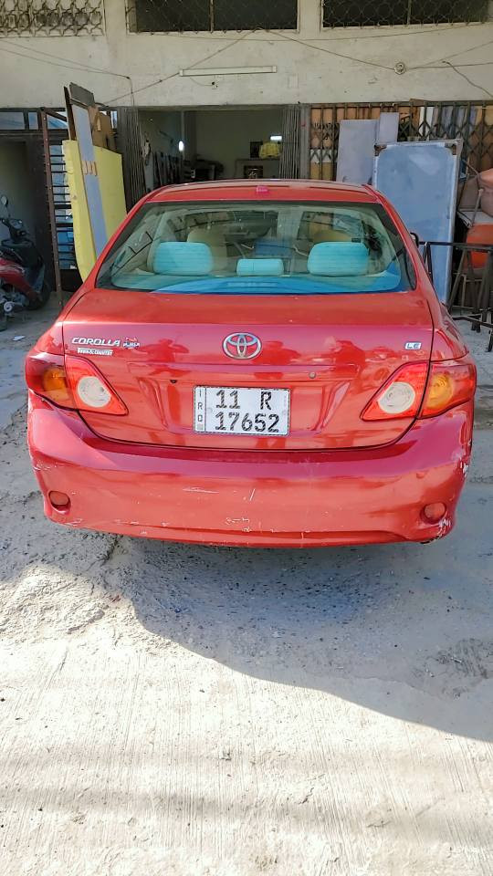 السلام عليكم 
تيوتا كورلا 2009 وارد امريكي 
السيارة باسمي/هزة +ارقام +سنوية ل2030
 صبغ عام بسبب الجراد السيارة ليبل واحد 
مكينة 1800 مشدوده جديد مال 19
صدر امامي خلفي جديد 
تخم تاير جديد 
شاشه ابل كار بلي 
السيارة ماشية 137 
السعر 94 وبيها مجال 
*********** بغداد, العراق
