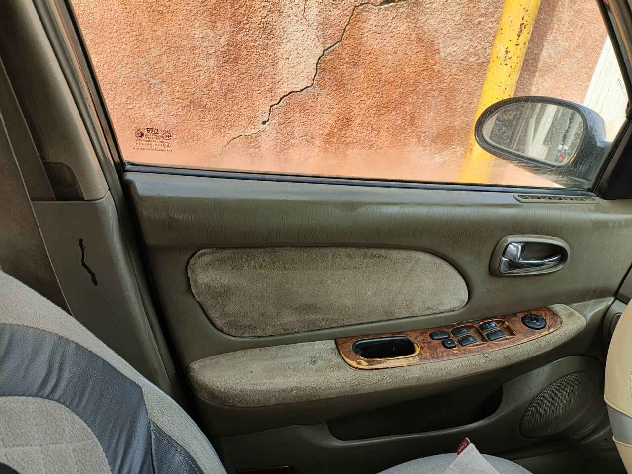 السلام عليكم سوناتا منغولي مديل 2000 وارد امريكي
كير اوتو مكينة 2600 مكينتهة تخبل تبريد شغال سنتر لوك مصبوغة ضربتهة جاملغ امامي وبيهة طخة نطخت عندي موضحة بالصورة الاخيرة بدون نواقص السيارة فقط الدبلات الخلفية يرادلهن تبديل سنوية لل28 بغداد دولي
عنواني بغداد السعر 52 وبيهة مجال 
***********
